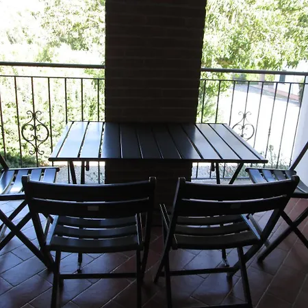 Alloggio per agriturismo Fattoria La Steccaia *